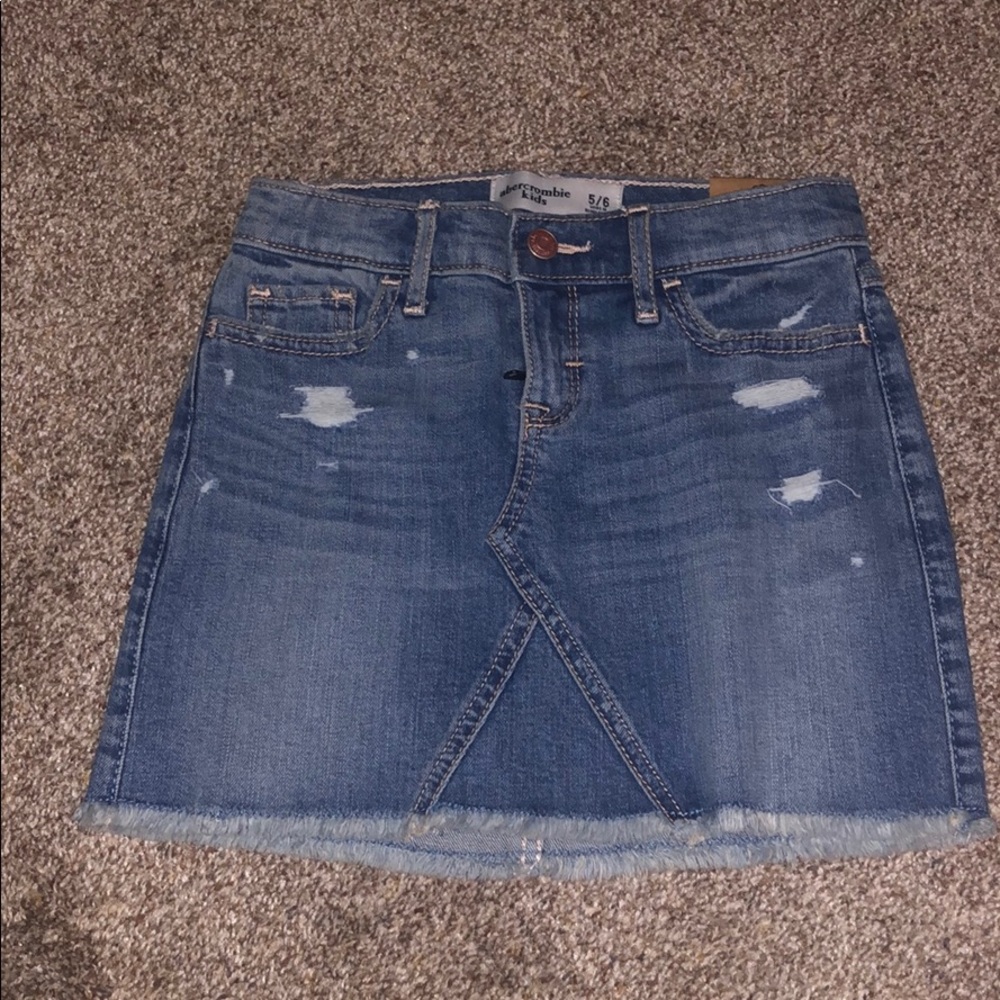 BNWT Abercrombie Skirt